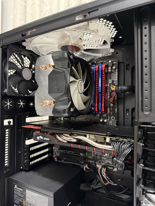 Calculator / Unitate Gaming i5, GTX 980ti, 16Gb, 250Gb SSD, 500Gb HDD