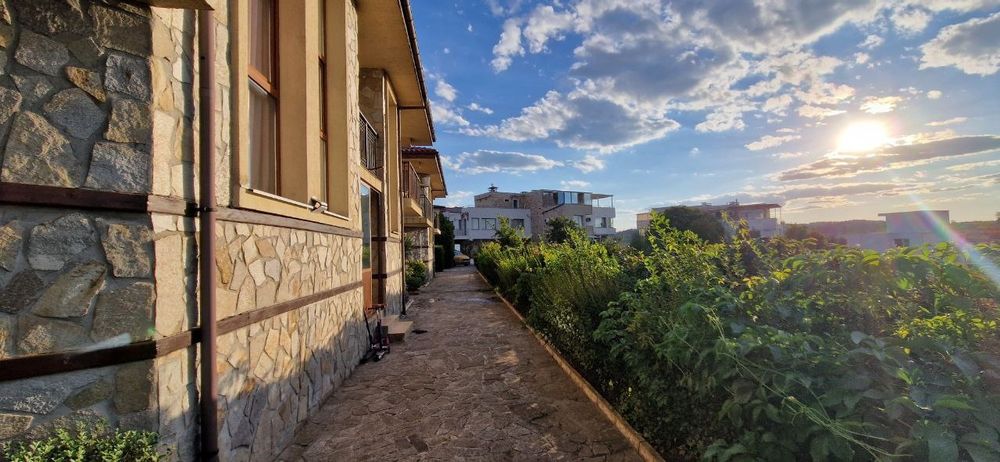 В Созопол даваме под наем къща