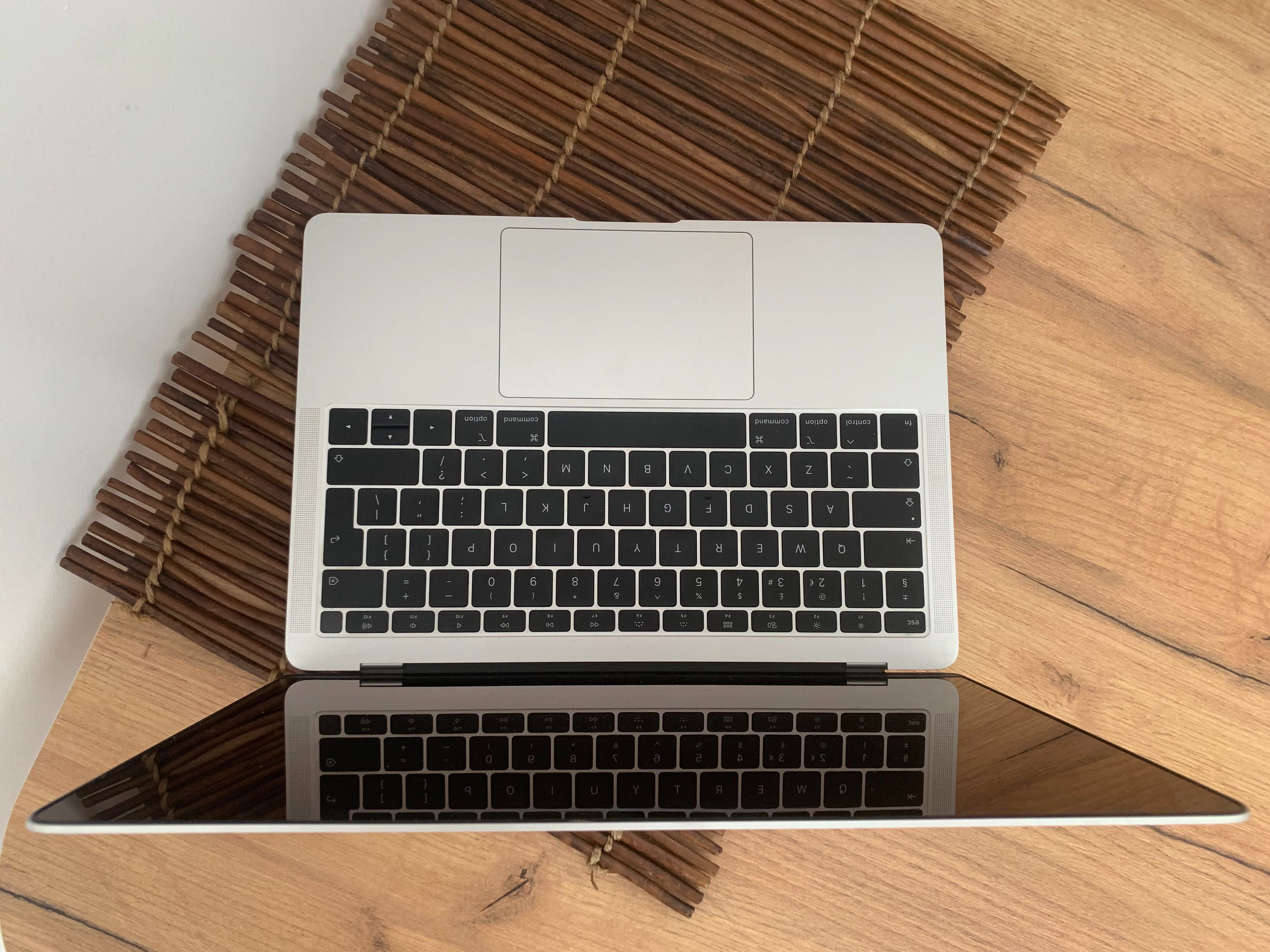 MacBook Air 2019 13,3 inch