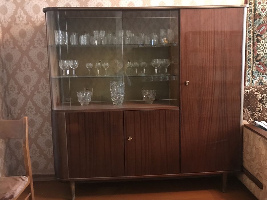 Спальный гарнитур, сервант Румыния, кухонный гарнитур