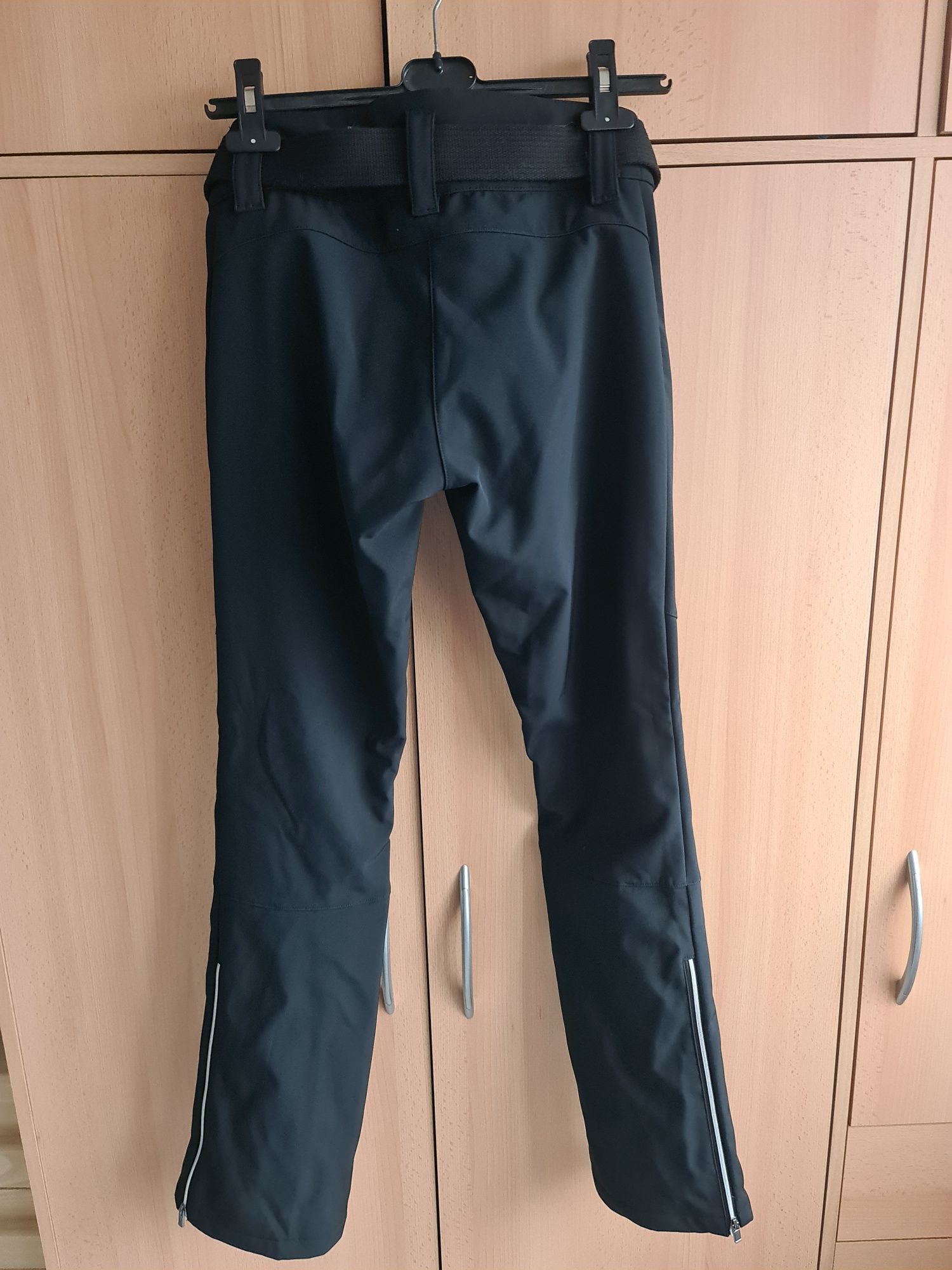 Pantaloni de ski noi marimea xs Fundango