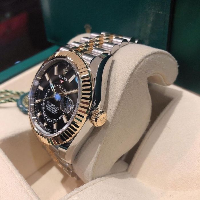 ceas rolex sky - dweller black dial bicolor