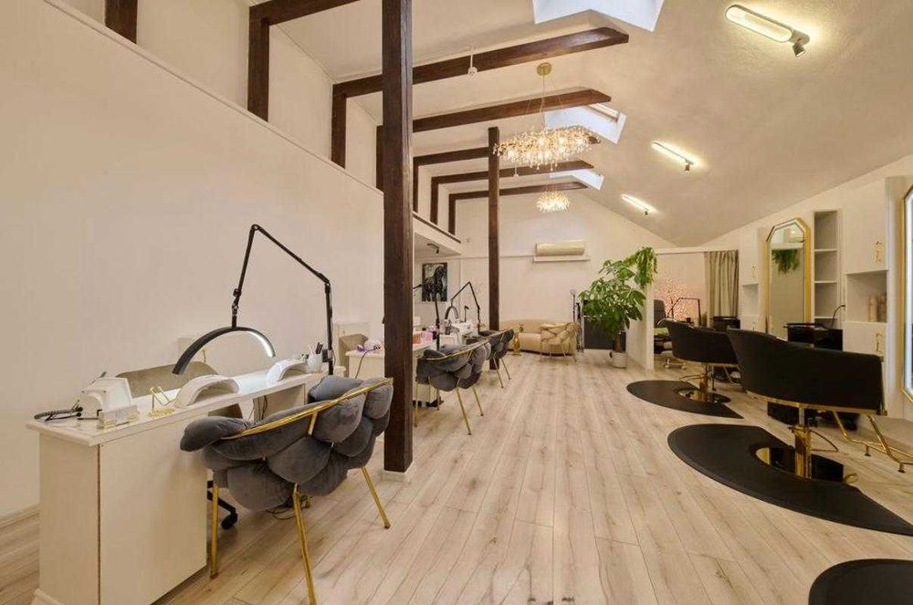 Camera de masaj - de inchiriat - salon infrumusetare