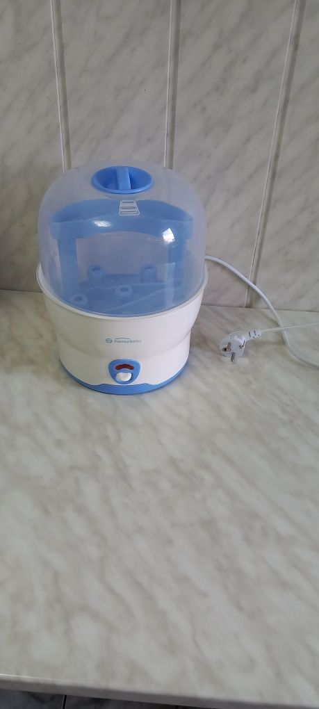 Sterilizator pentru 6 biberoane