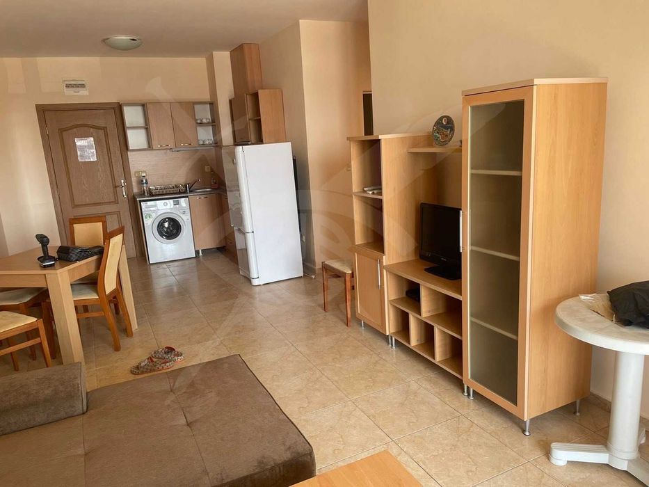 Продава се Двустаен апартамент в к.к. Слънчев бряг - 80 кв.м за 738 €/кв.м - Снимка #1