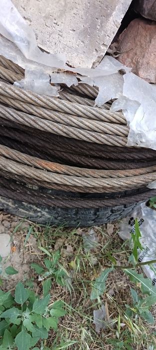 Трос от китайского крана. 150м