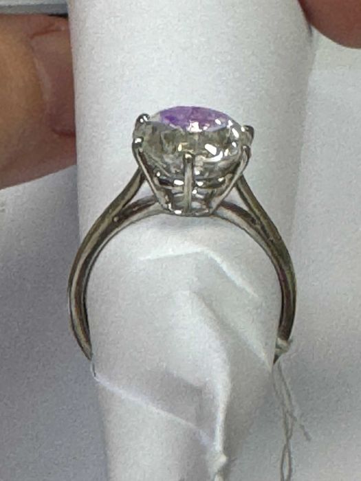 inel superb aur alb de 18 carate