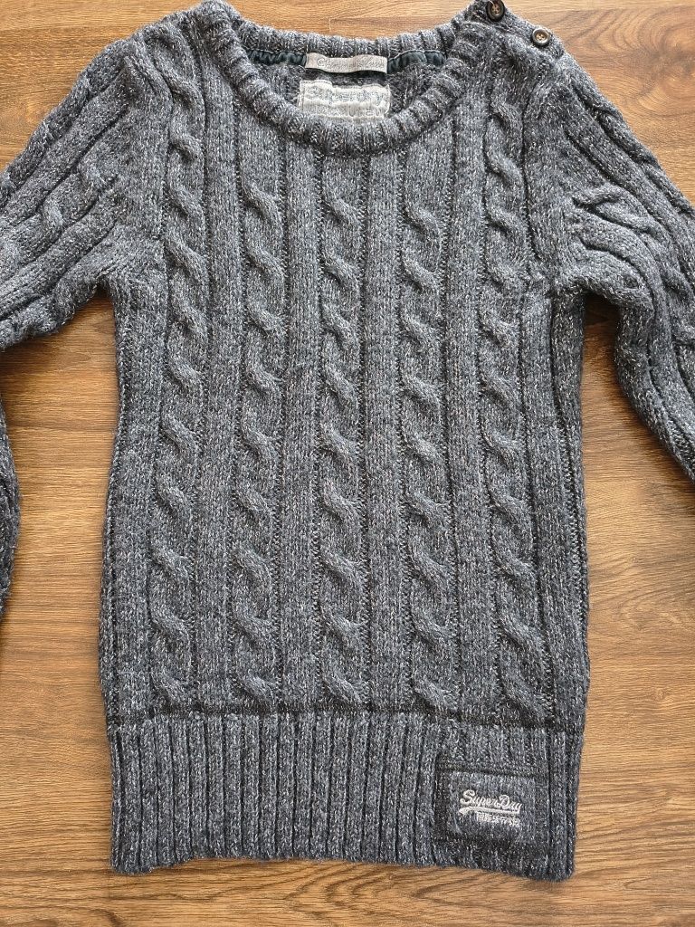 Pulover superdry nou