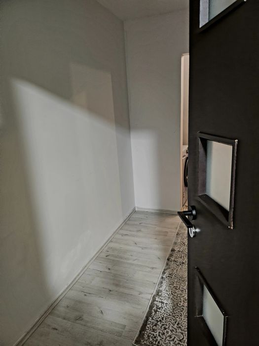 Anunt  inchiriere 3 camere