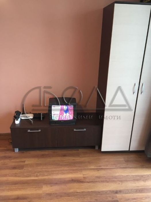 Продава се Едностаен апартамент в София, Надежда 1 - 42 кв.м за 3691 €/кв.м - Снимка #1