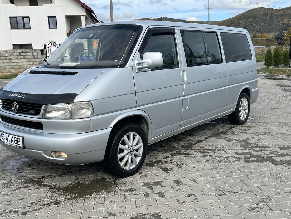 VW Transporter model lung (8+1)impecabil