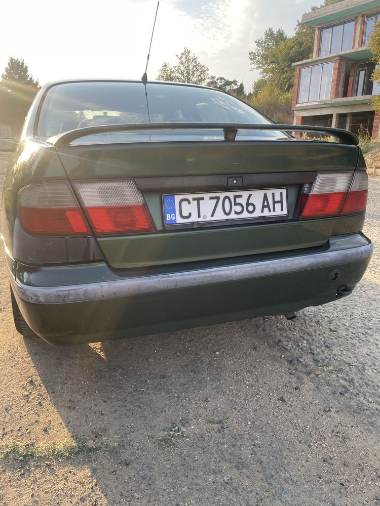 Nissan primera 1.6
