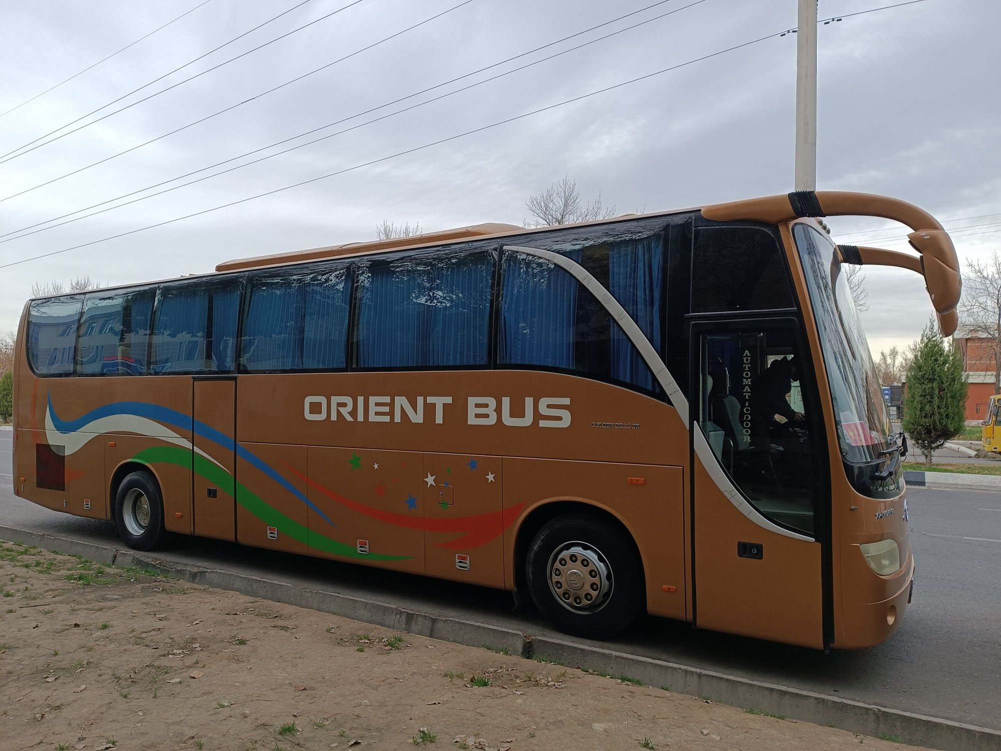 Avtobus Golden Drakon sotiladi yoki ardendaga beramiz