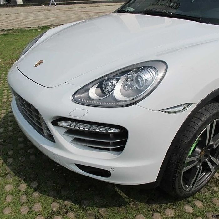 Стекла фар Porsche Cayenne