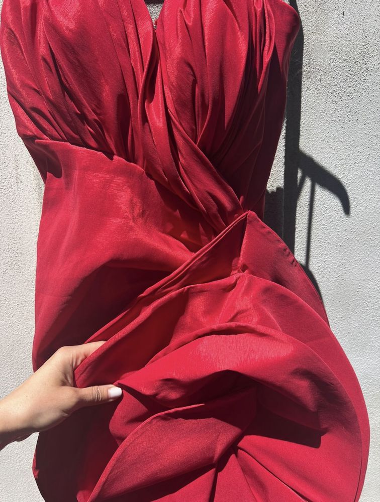 Rochie de nuntă roșie, mărimea 38 purtată o singură dată