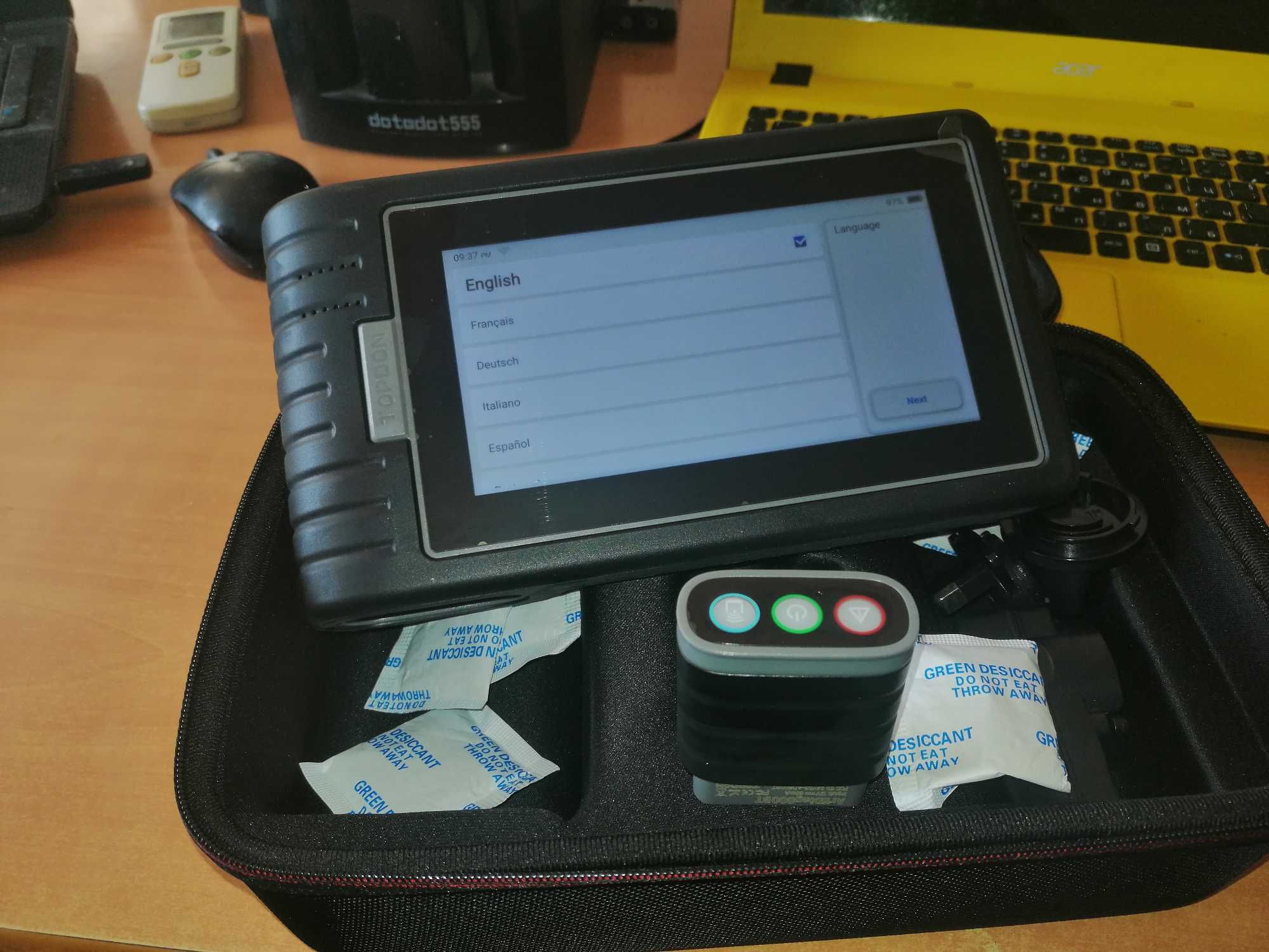 Професионален скенер за автодиагностика TOPDON ArtiDiag800BT
