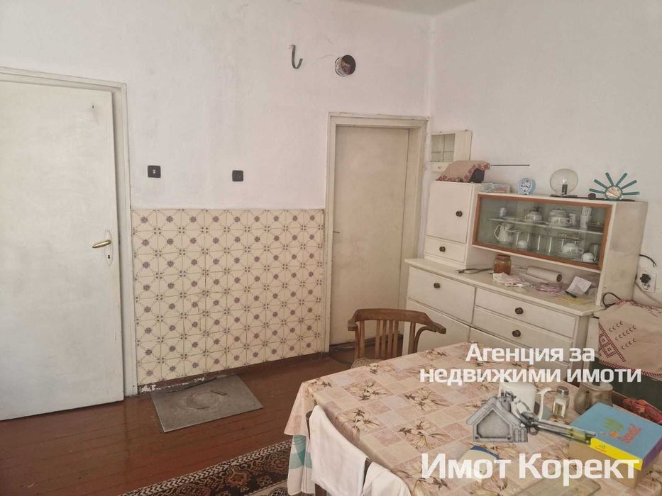Имот Корект продава Едноетажна къща, ЦГЧ Асеновград