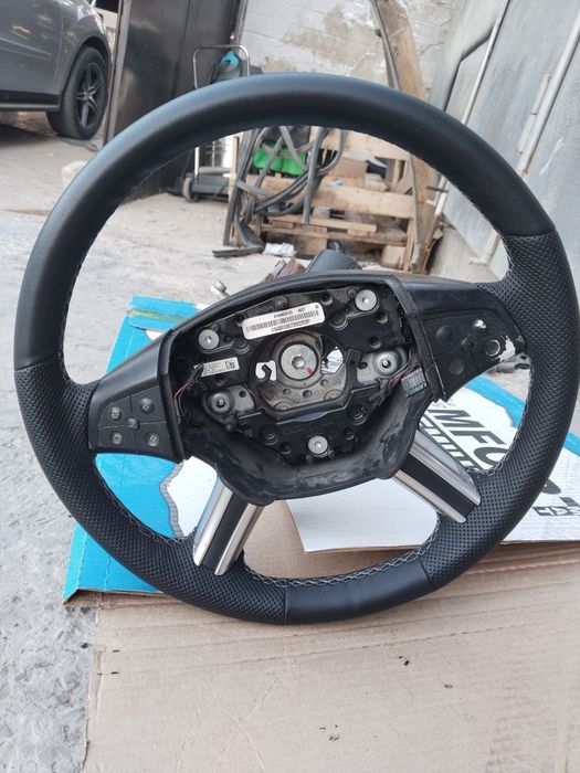 Продам Руль W164 X164 +Рулевая Колонка