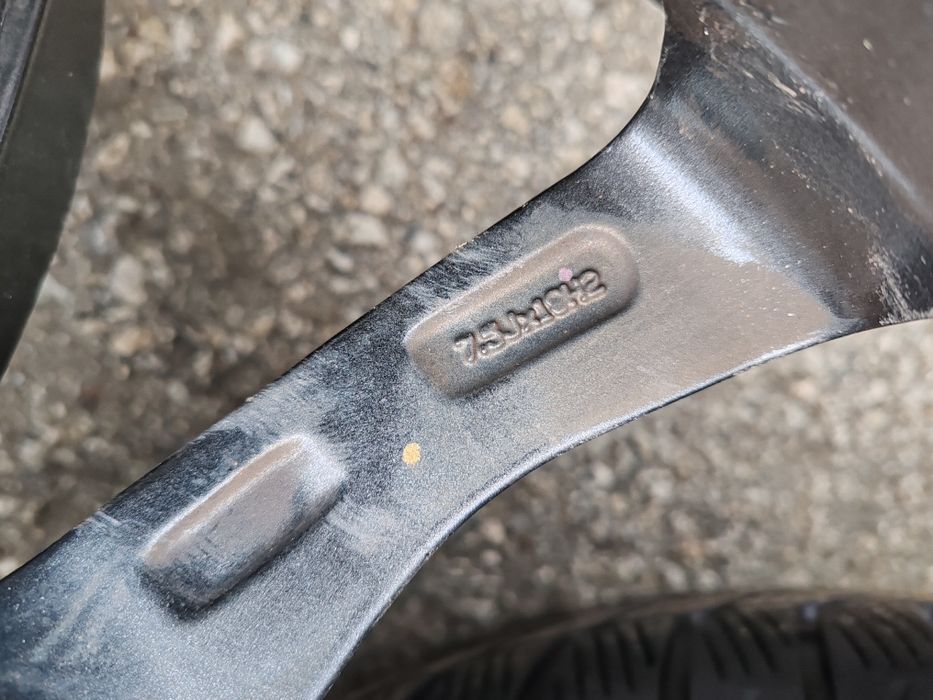 Kia Sorento 235/60/18