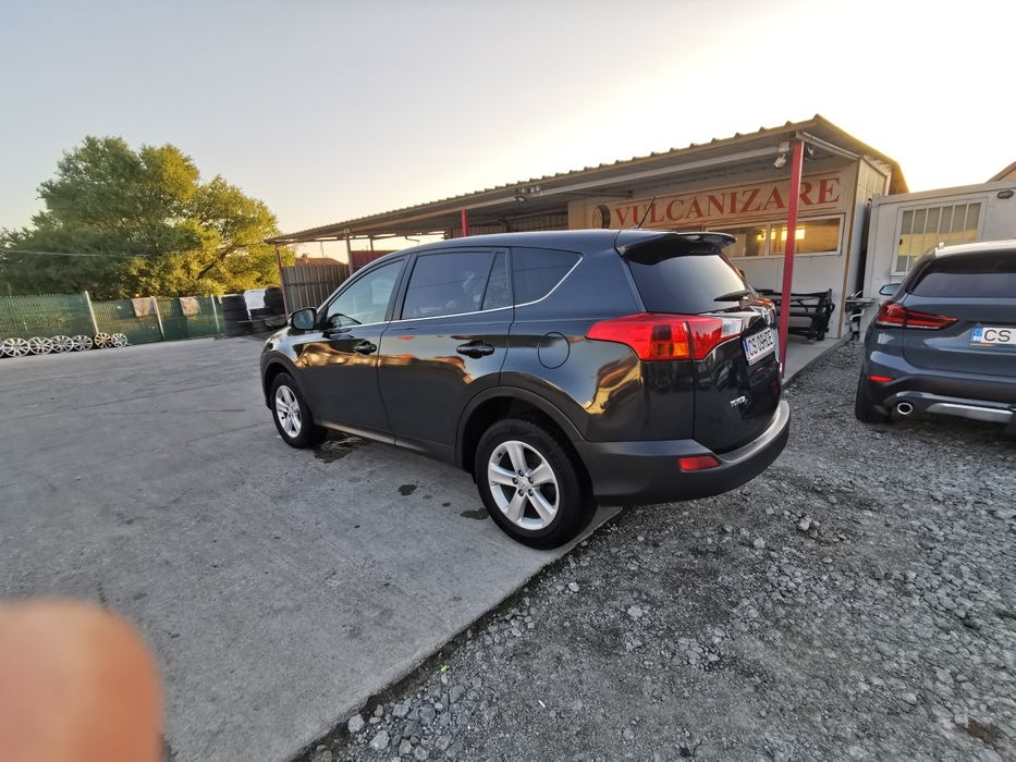Toyota rav4 de vanzare
