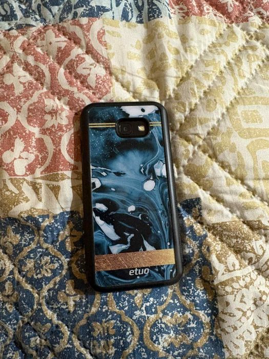 Телефон Galaxy a5 2017