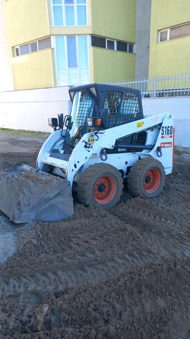 Buldoexcavator, mini excavator, foreza pamant,bobcat de inchiriat