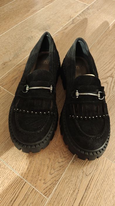 Продается обувь от фирмы Tiflani