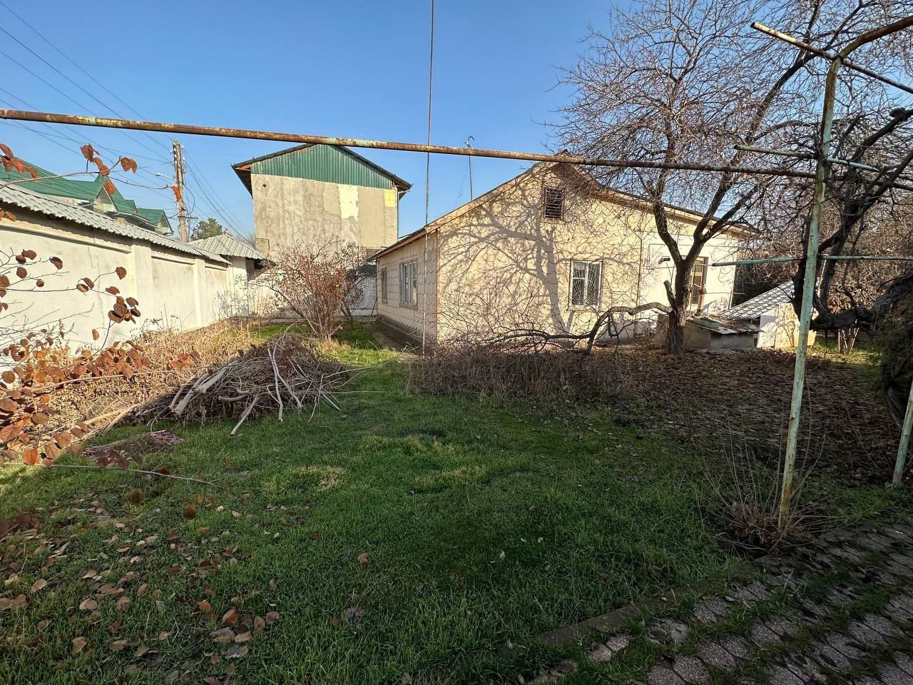 Продам участок под застройку. Спутник -10