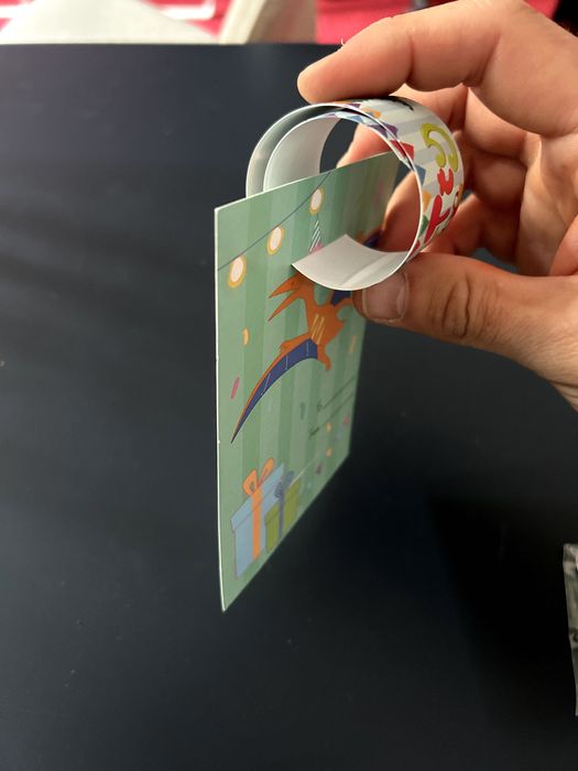 Etichete pentru cadou cu dinozauri - eticheta + slap bracelet