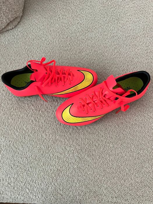 Ghete fotbal Nike mercurial marimea 40