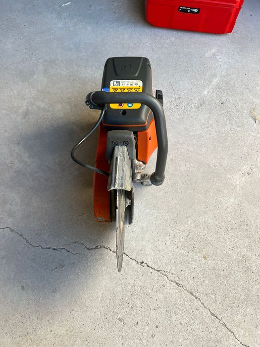 Închiriez drujba de tăiat beton. Pistoale de legat fier