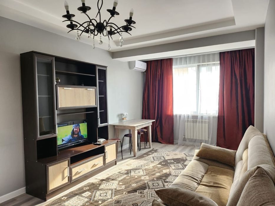 Продам квартиру в Жк Молодёжный евродвушка