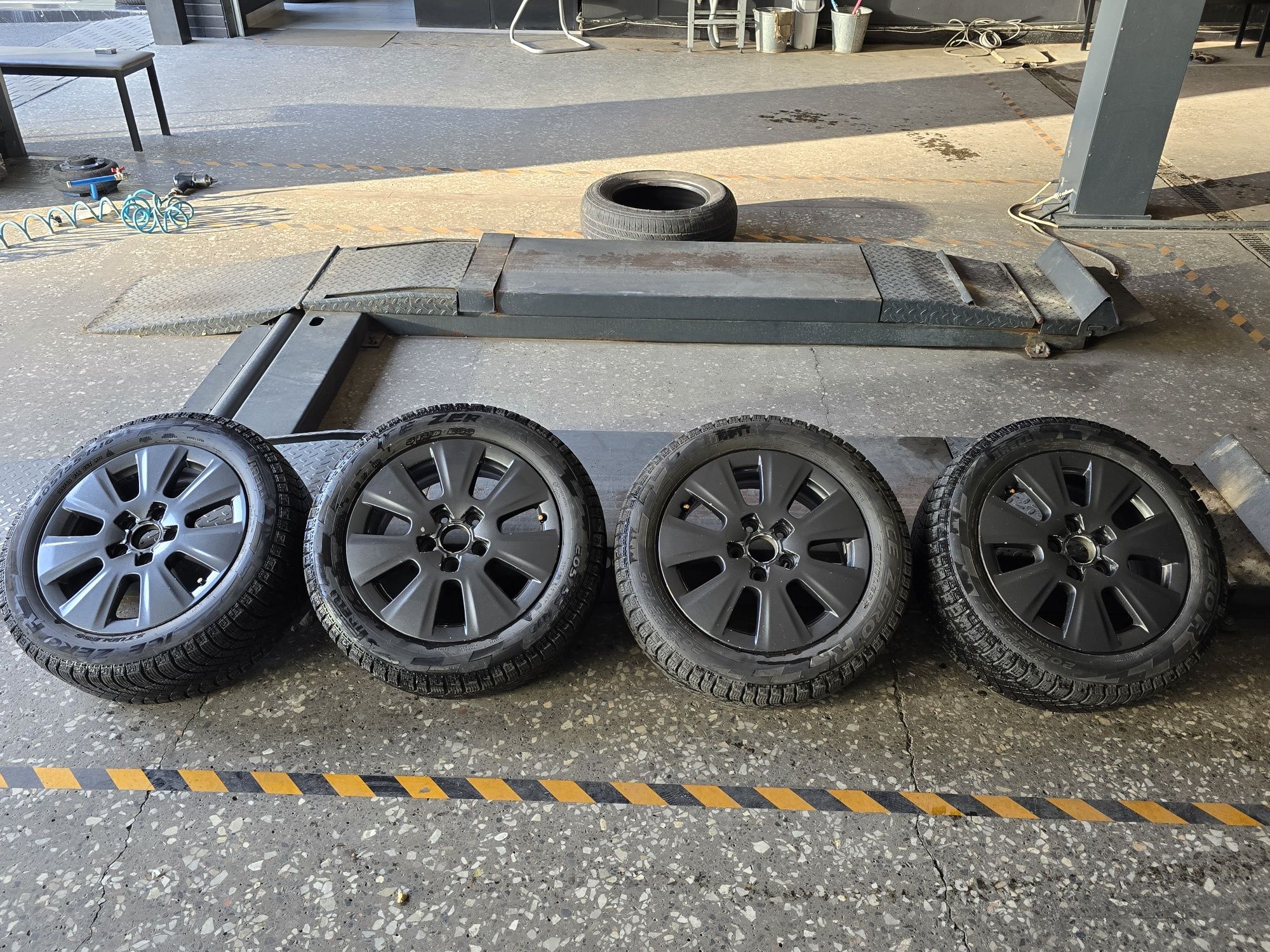 Диски R16 БЕЗ ШИН AUDI (Vag)