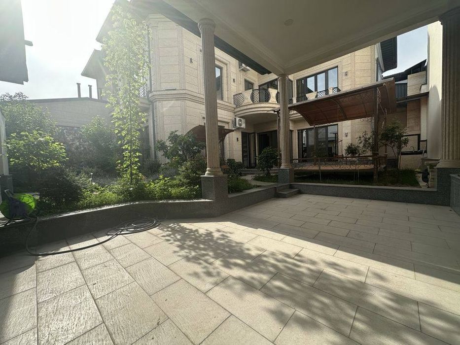 Сдается Уютный дом 3 сотки на Шахристанской (можно под офис) ( н838 )