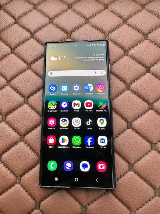 Samsung Galaxy S22 ultra 5g 256 GB  със кутия и кабел + карбонов кейс