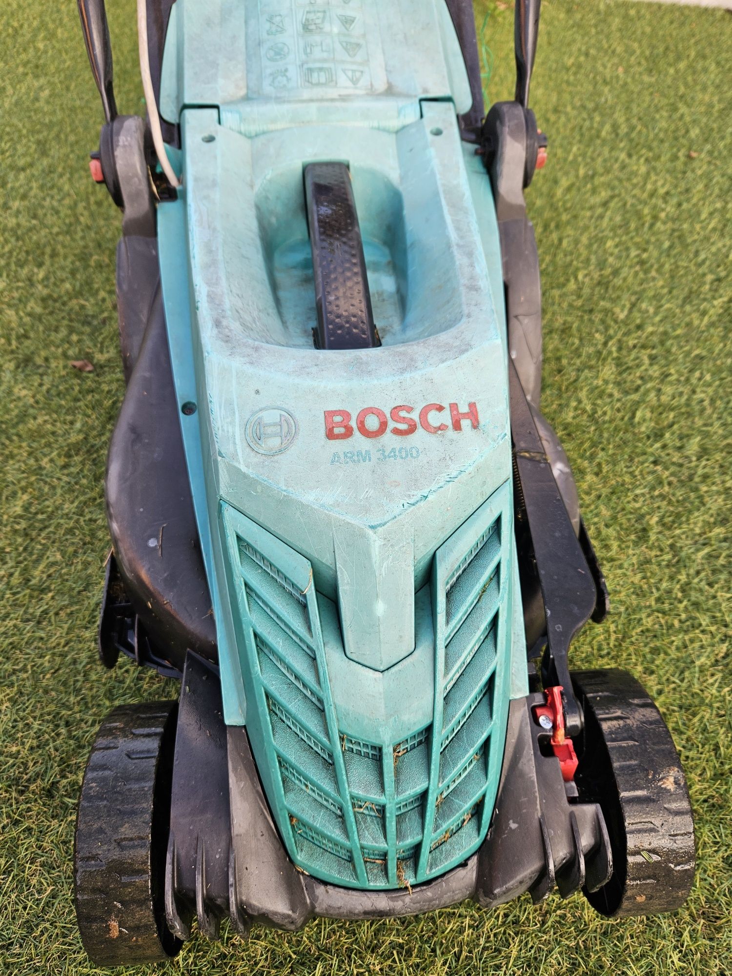 Косачка за трева BOSCH- 30лв.
