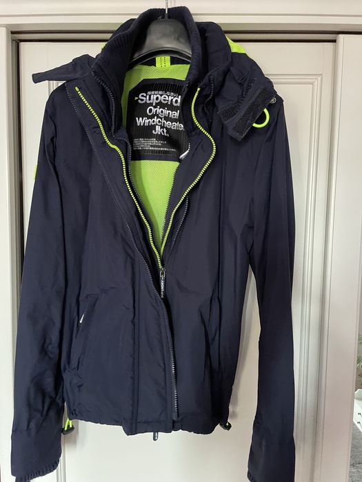 geaca de vant Superdry