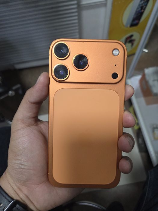 Айфон 17про корпус Хр Новый.128гб.