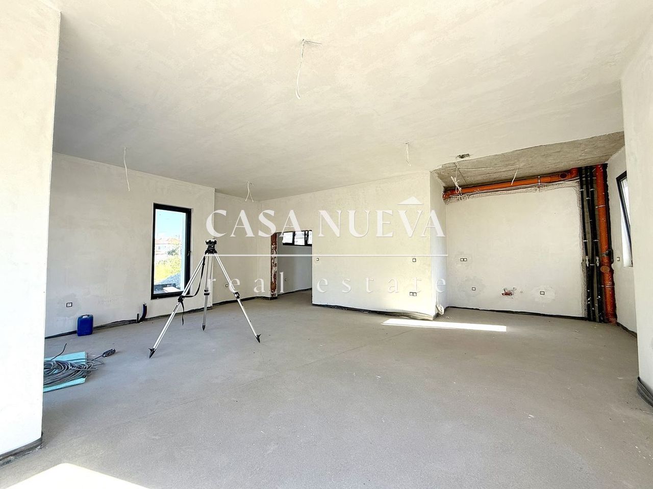 Продава се Къща в Перник, Изток - 478 кв.м за 940 €/кв.м - Снимка #6