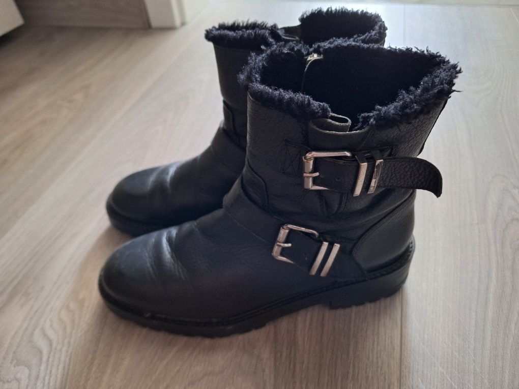 Vand ghete Zara.