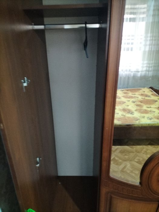 Шкаф               о