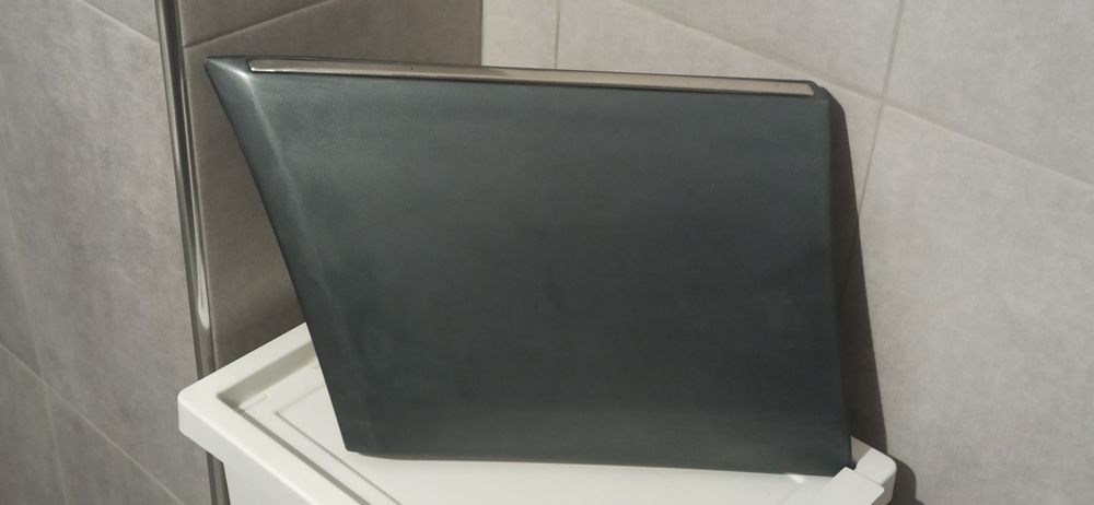 Щипки,емблема и др. за Мерцедес W124, Mercedes