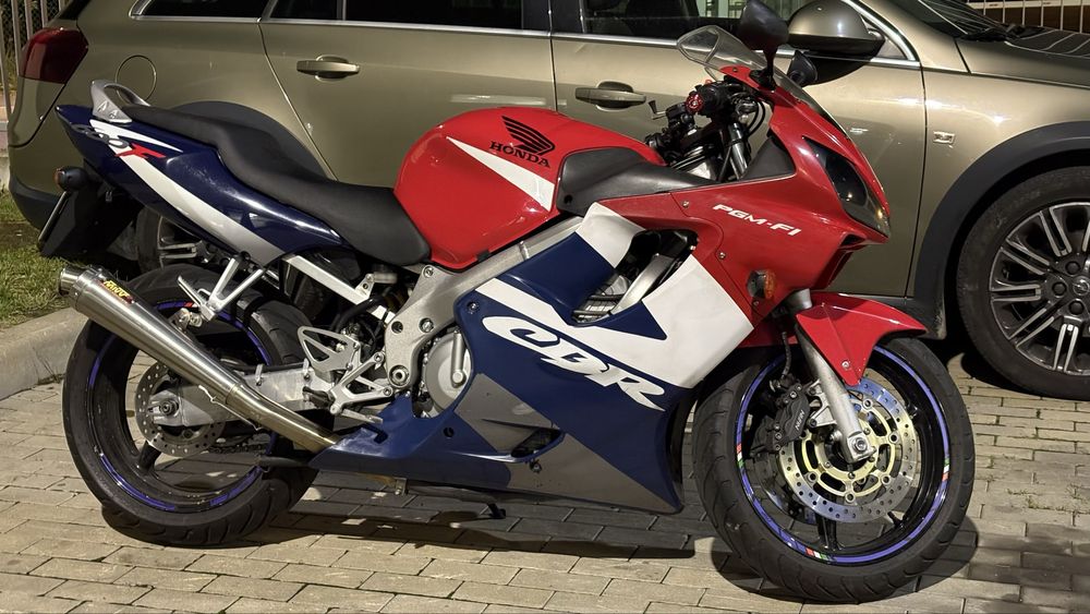 Vand cbr f4i 2001