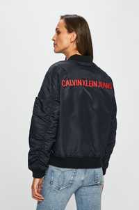 Calvin Klein Jeans яке
