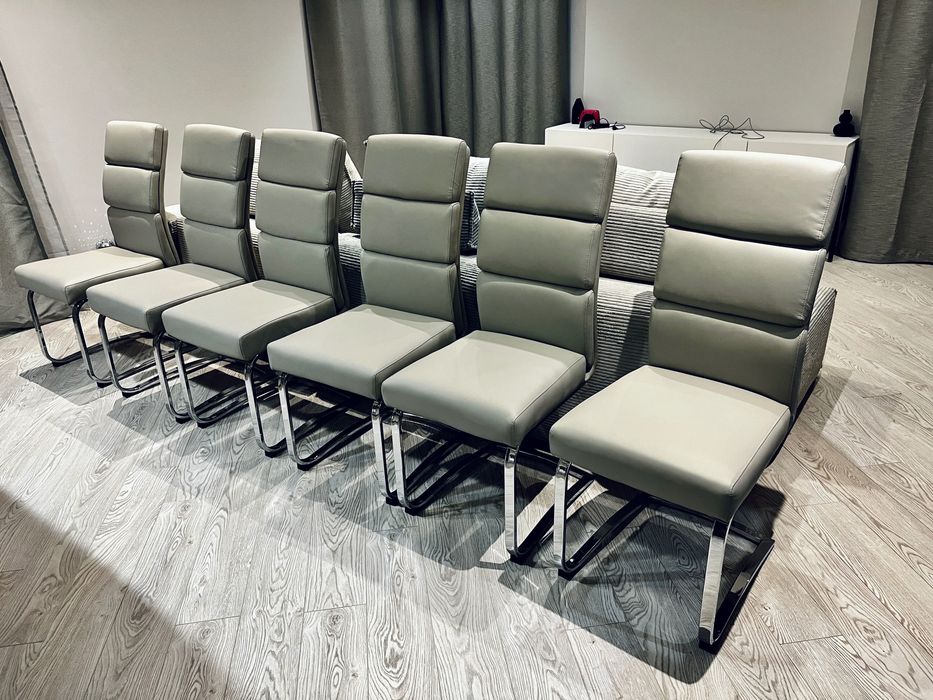 Чисто нови трапезни столове от AIKO 6 бр., светло сиво