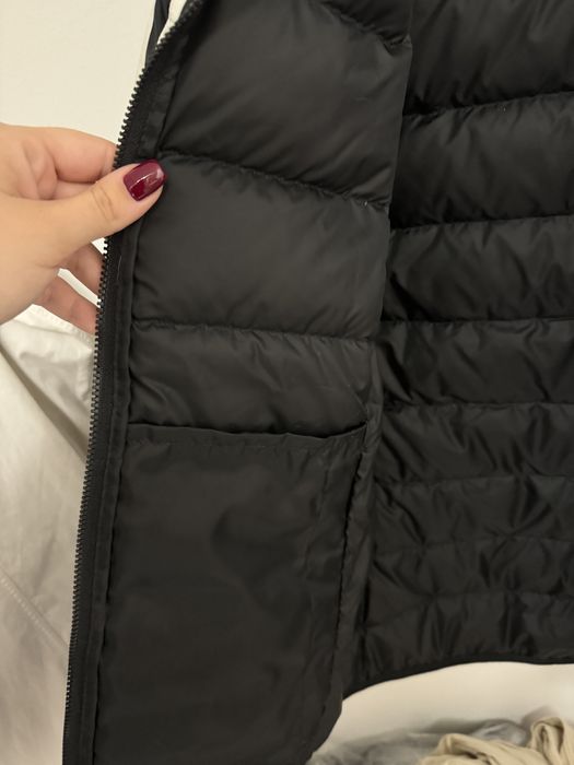 Оригинално дамско яке на Adidas