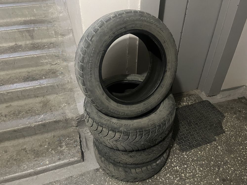 Продам шины зимние