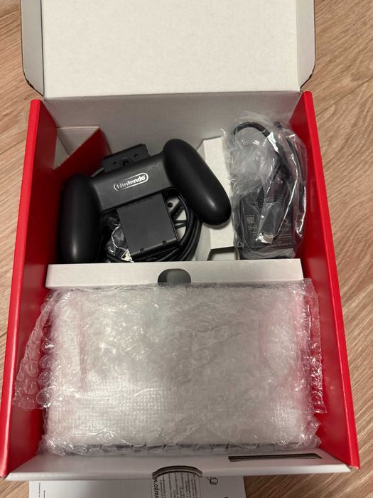Nintendo Switch OLED + Аксесоари