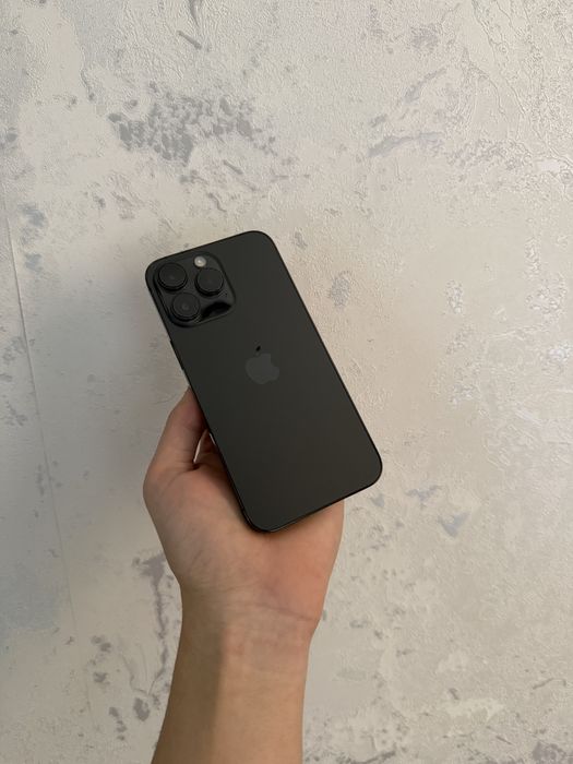 Iphone 14 pro max qora