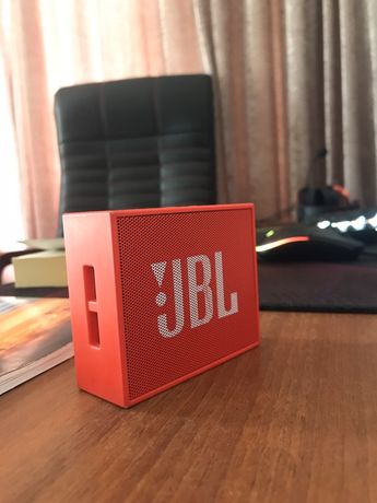 JBL Go Оригинал компактный с хорошим обьемным звучанием